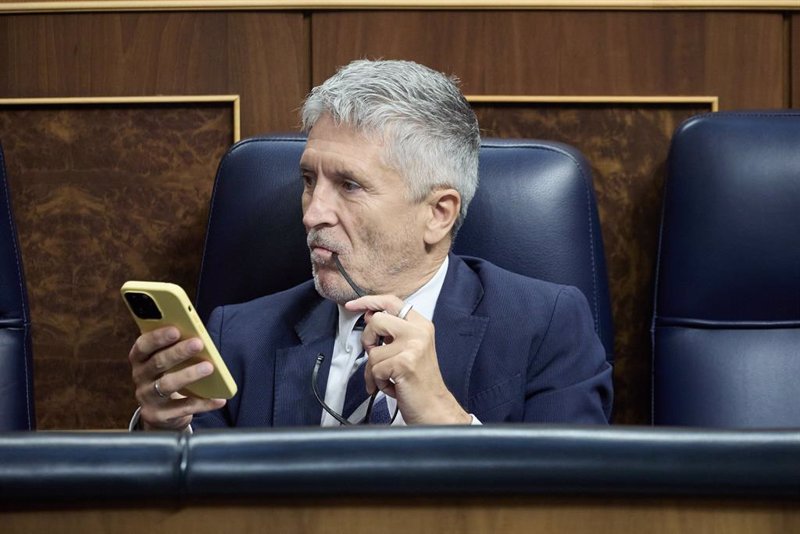 El Partido Popular solicita en el Congreso que se prolongue la suspensión del decreto ‘Gran Hermano’, el cual regula los datos de los turistas.