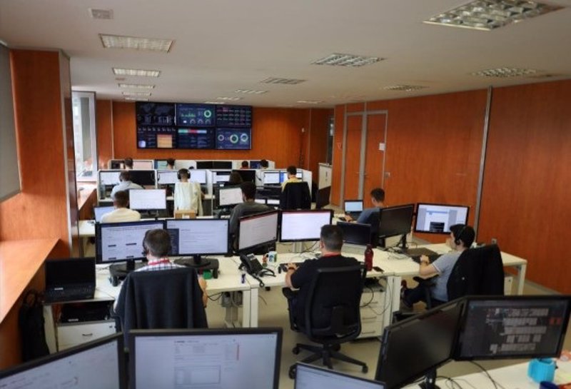 Los sindicatos han convocado una huelga de media jornada para el 15 de octubre en protesta contra el ERE de MasOrange.