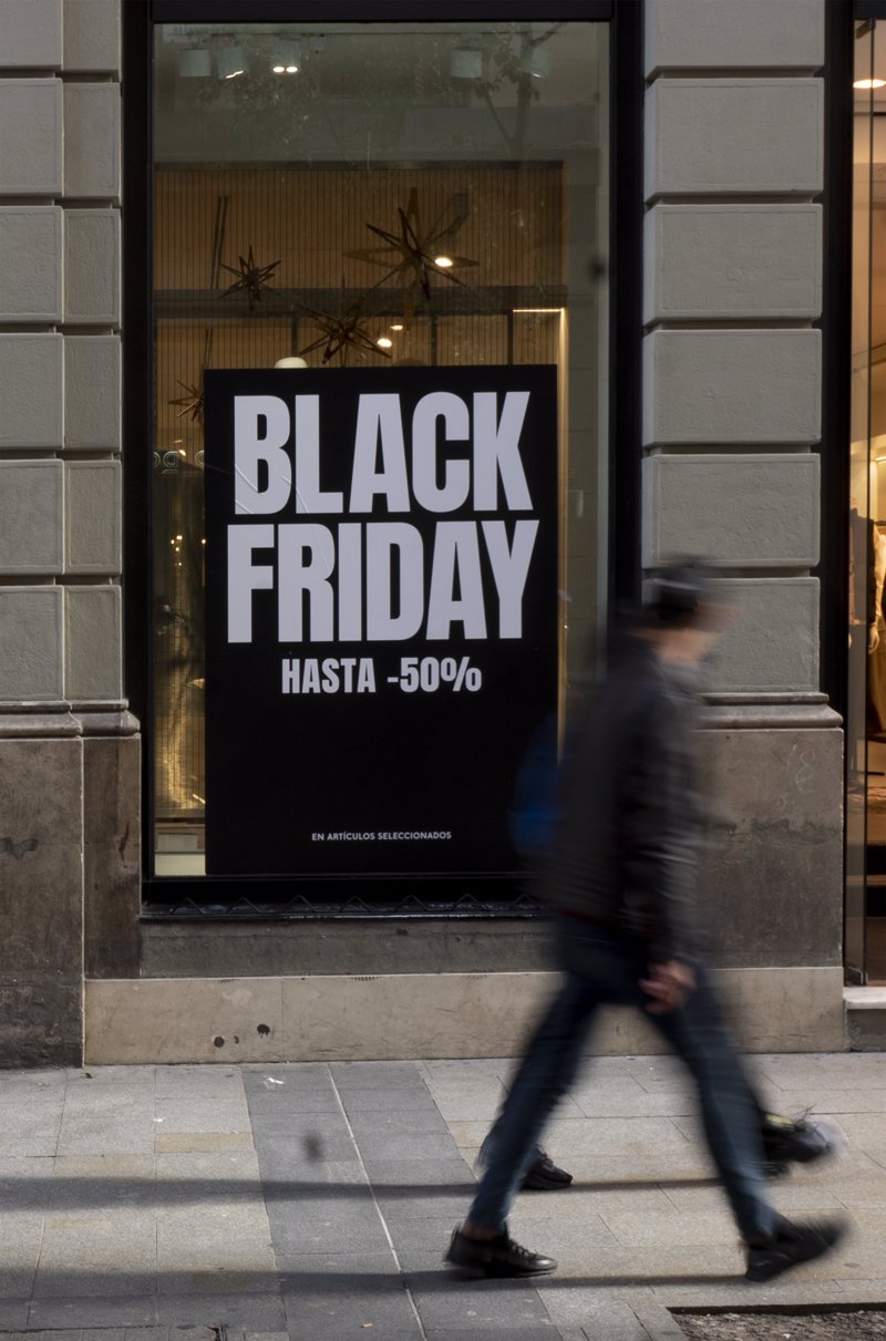Según la CEC, dos de cada tres consumidores preferirán las tiendas físicas en lugar de las online en este ‘Black Friday’.