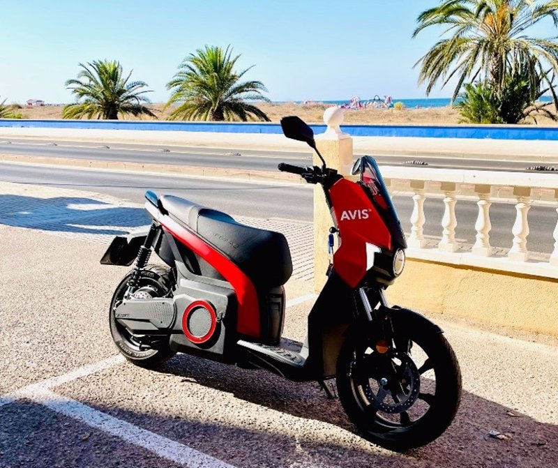 Velca solicita extender la deducción del 15% del IRPF por la compra de vehículos eléctricos a los receptores de subvenciones.